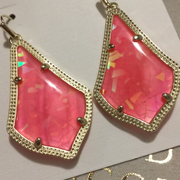 Kendra Scott Jewelry - Kendra Scott Iridescent Coral Alex earrings
